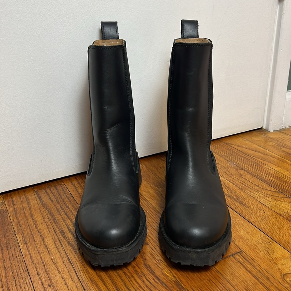 & Other Stories Chunky Chelsea Leather Boots - Size 39 / US 8.5 - Picture 7 of 9